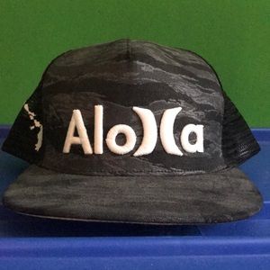 Hurley Hawaiian trucker hat